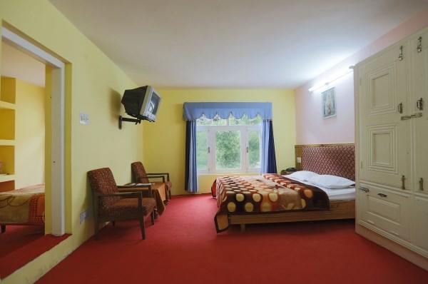 Hotel Mohan Palace Manāli Εξωτερικό φωτογραφία