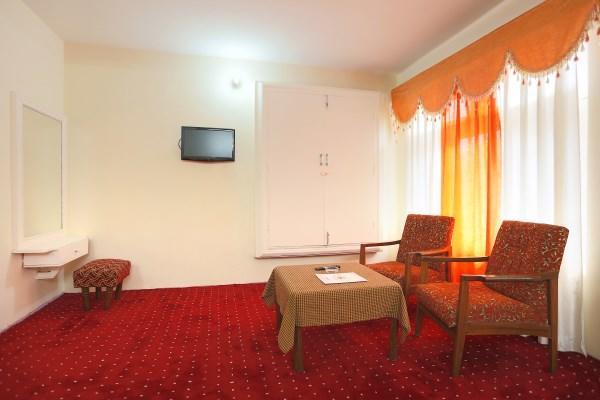 Hotel Mohan Palace Manāli Εξωτερικό φωτογραφία